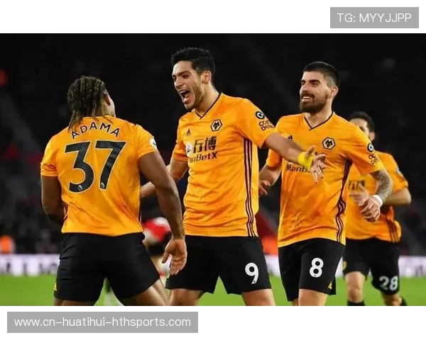 狼队边路快攻：用速度撬动对手防线的胜利密码